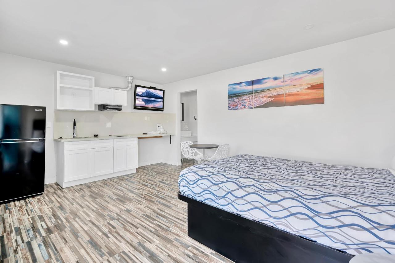 Tradewinds Motel Lakewood Exteriér fotografie