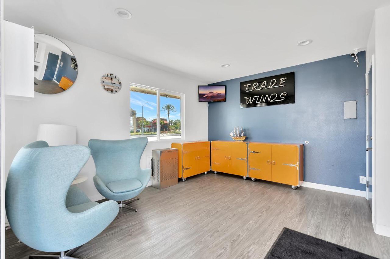Tradewinds Motel Lakewood Exteriér fotografie